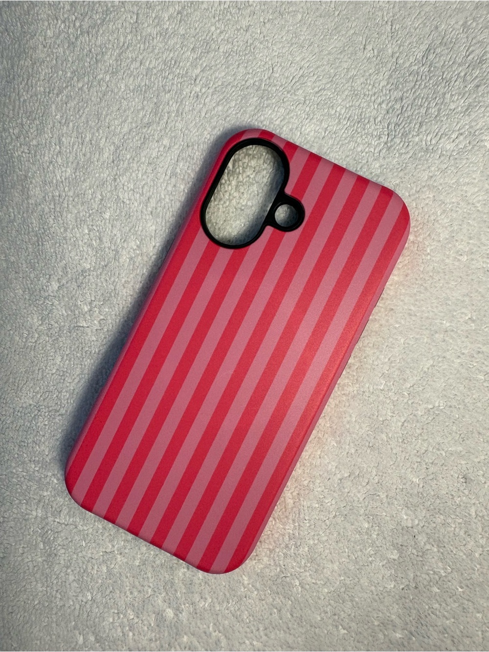 NEW iPhone 17 (6.3”) Shock Resistant MagSafe Phone Case Slim Hot Pink Striped